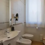 La Pietra 1 E La Pietra 2 라스페치아