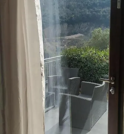 La Pietra 1 E La Pietra 2 * La Spezia