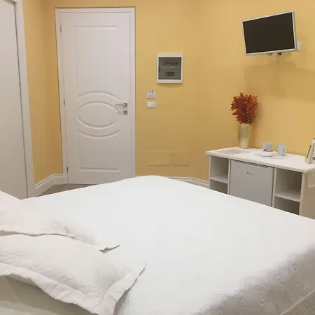 Landsted La Pietra 1 E La Pietra 2 *