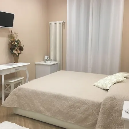 La Pietra 1 E La Pietra 2 * La Spezia