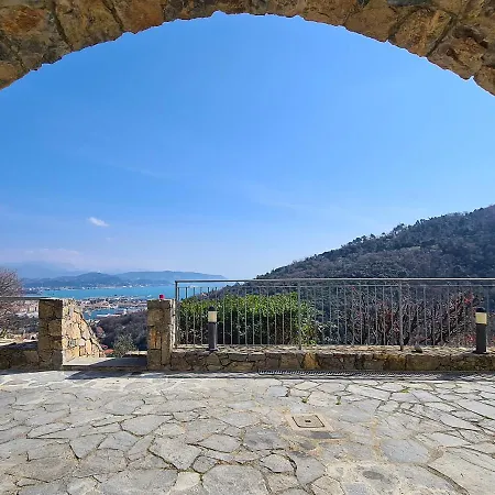 La Pietra 1 E La Pietra 2 * La Spezia