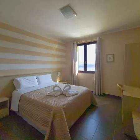 La Pietra 1 E La Pietra 2 * La Spezia