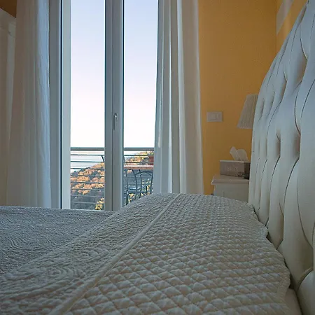 La Pietra 1 E La Pietra 2