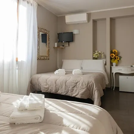 La Pietra 1 E La Pietra 2 * Λα Σπέτσια