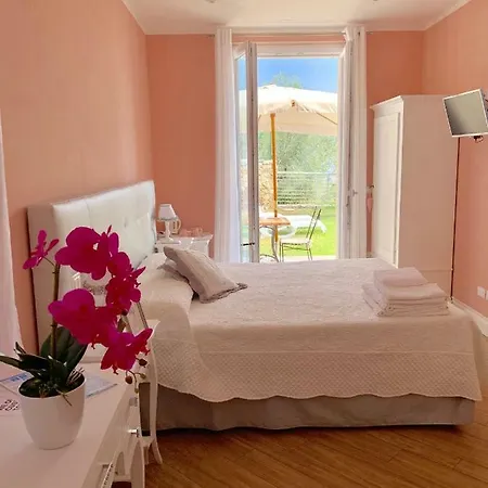 La Pietra 1 E La Pietra 2 * La Spezia