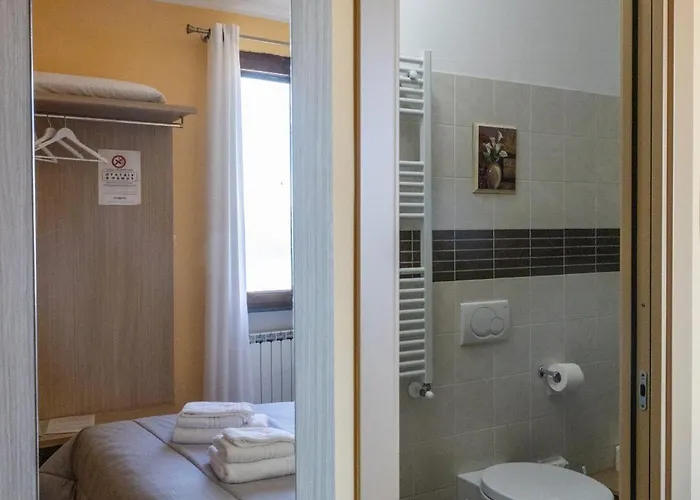 La Pietra 1 E La Pietra 2 * La Spezia