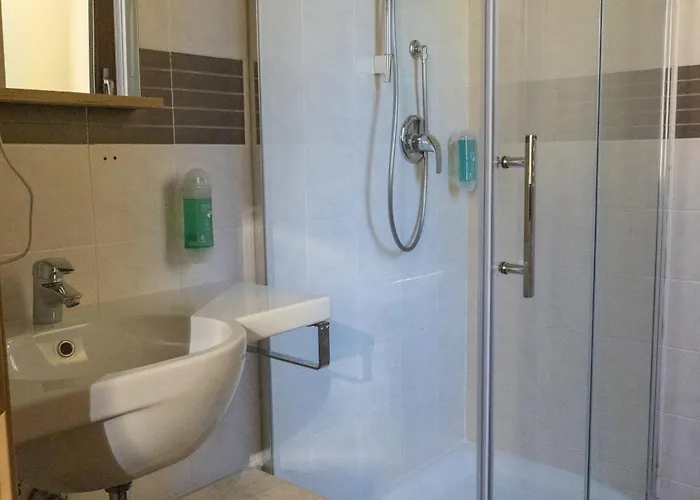 La Pietra 1 E La Pietra 2