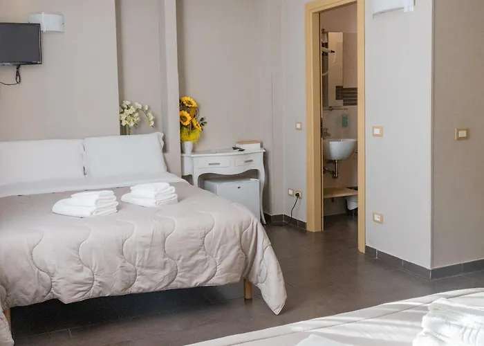 La Pietra 1 E La Pietra 2 * La Spezia