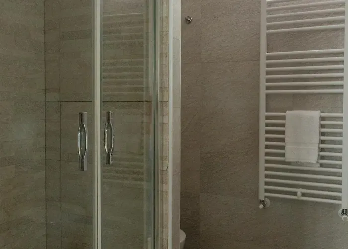 La Pietra 1 E La Pietra 2 La Spezia