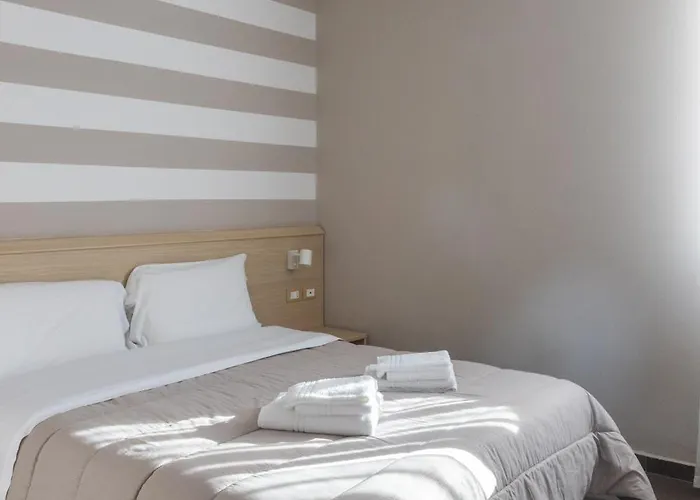 La Pietra 1 E La Pietra 2 *