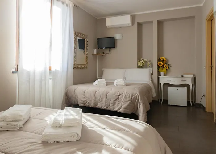 La Pietra 1 E La Pietra 2 * La Spezia