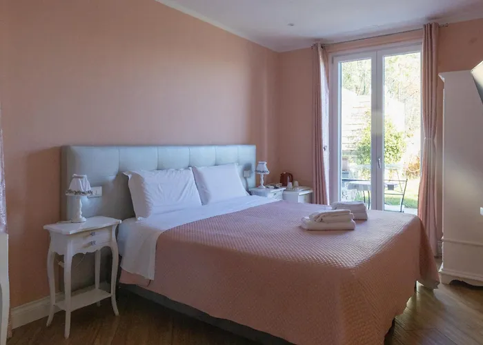 La Pietra 1 E La Pietra 2 *