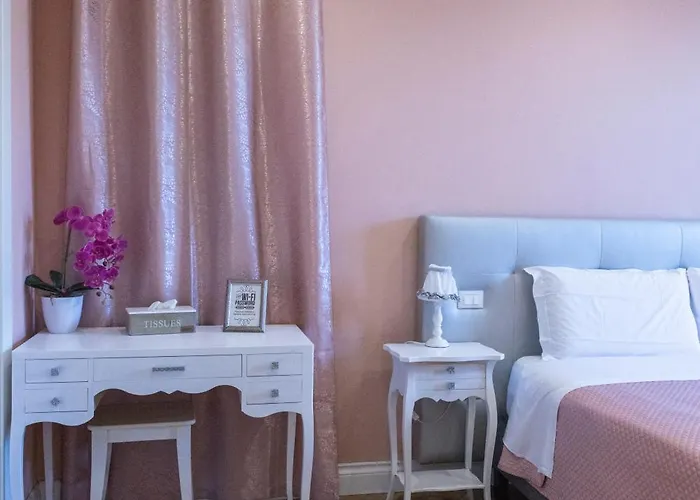 La Pietra 1 E La Pietra 2 * La Spezia